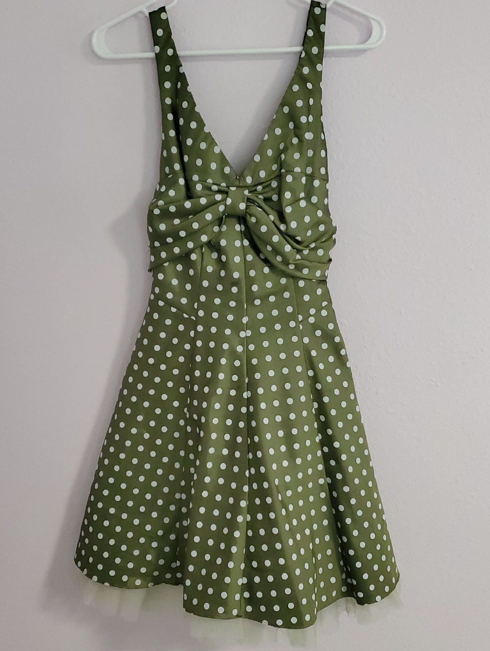 Morgan & Co. Olive Green Event Dress